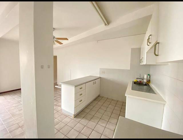 1 BEDROOM PROPERTY TO RENT IN BALLITO